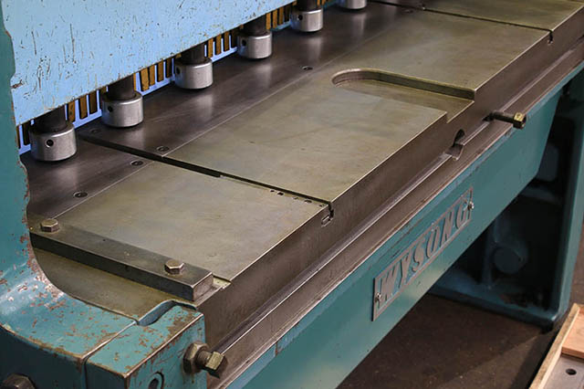 10 GA x 52" WYSONG ... SHEET METAL SHEAR